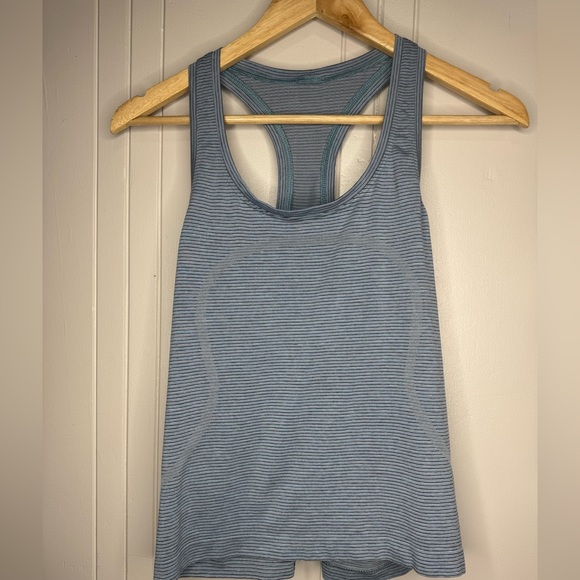 Lululemon Swiftly Tech 2.0 race length in blue/black/gray stripes - Picture 8 of 10